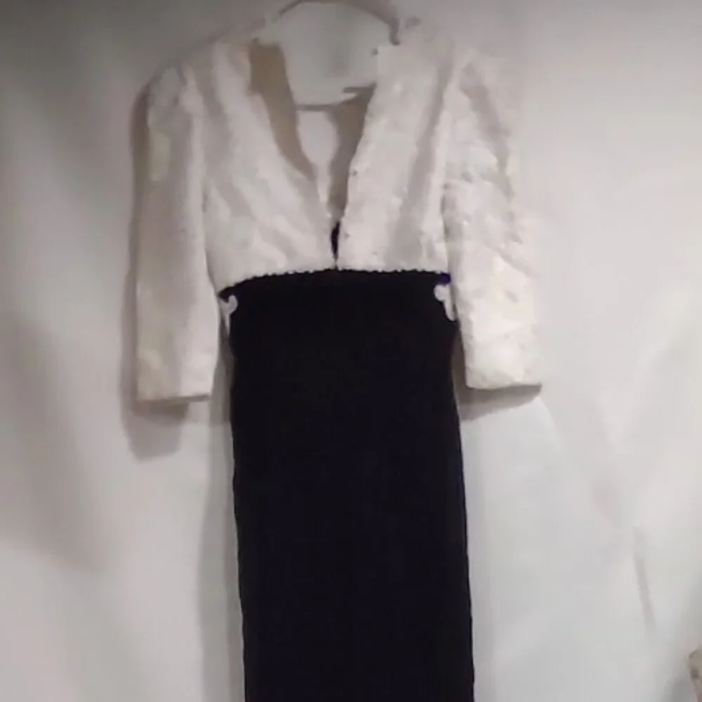 SCOTT MCCLINTOCK VINTAGE 80S/90S BLACK VELVET WITH CREAM LACE BODICE MAXI 6
